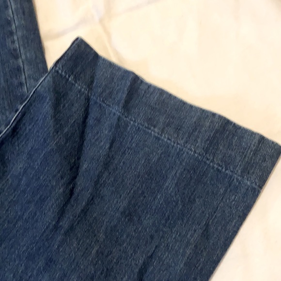 Everlane Super-Soft Wide-Leg Jean - Picture 4 of 5